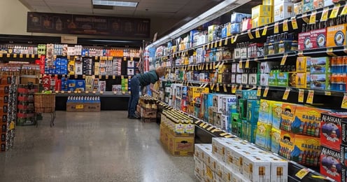 Small Liquor Store Interior Design: 9 Creative Ideas