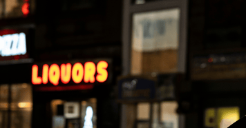 Wondering how much it costs to open a liquor store? Get the full breakdown of location, inventory, technology, and staffing costs. 