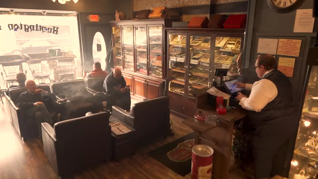 huntington-humidor-thumb