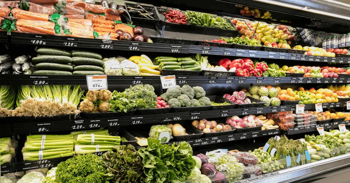 How To Find and Manage E-Commerce Suppliers: The Complete Guide for Grocers