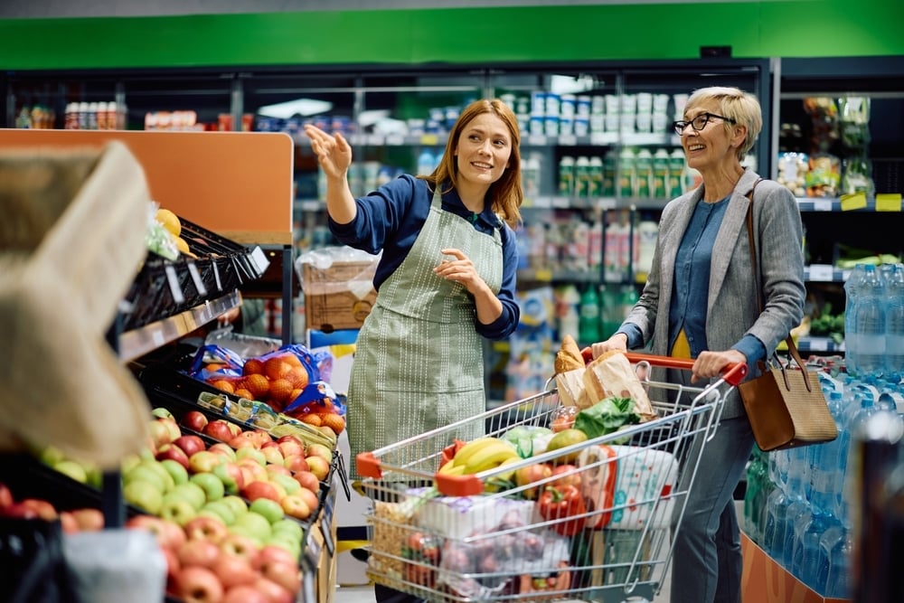 How To Reward Grocery Employees Without Spending a Fortune